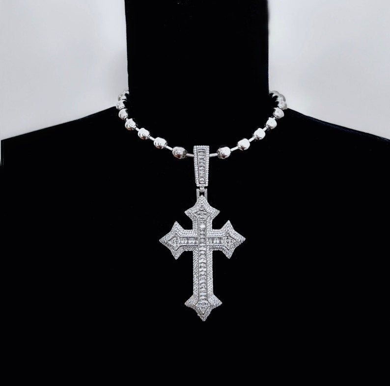 ICONIC CROSS