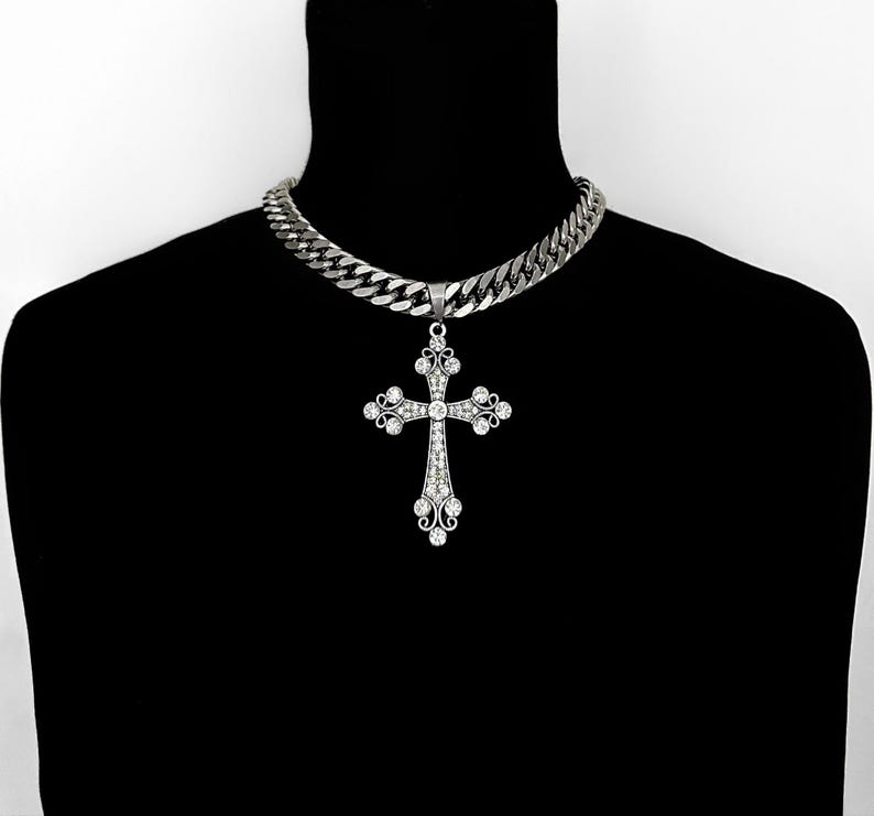 WORSHIP ME FOREVER