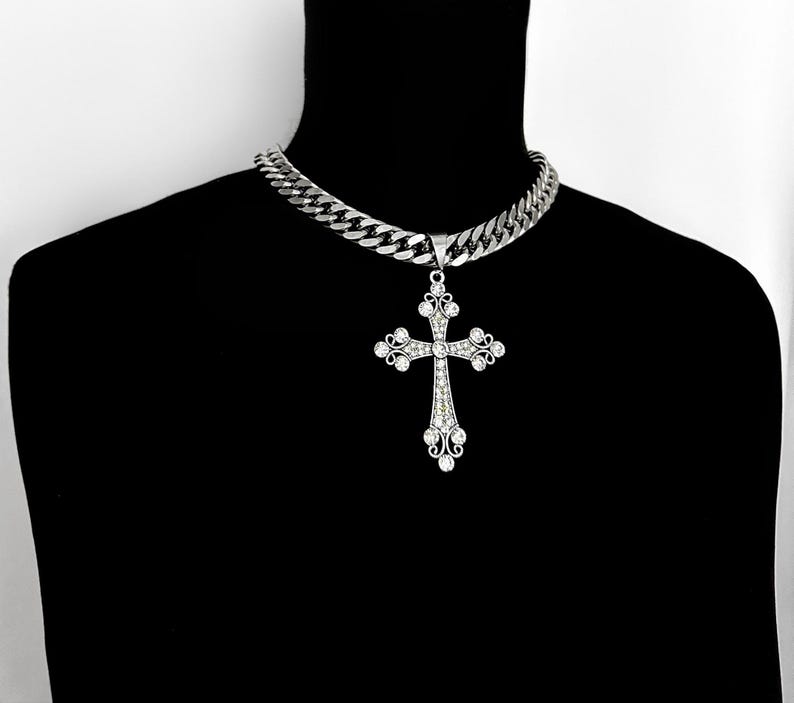 WORSHIP ME FOREVER