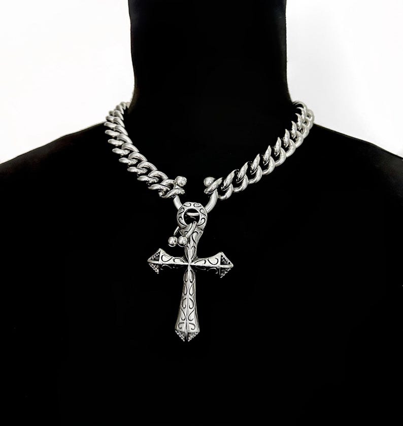 DOUBLE PIERCED CROSS