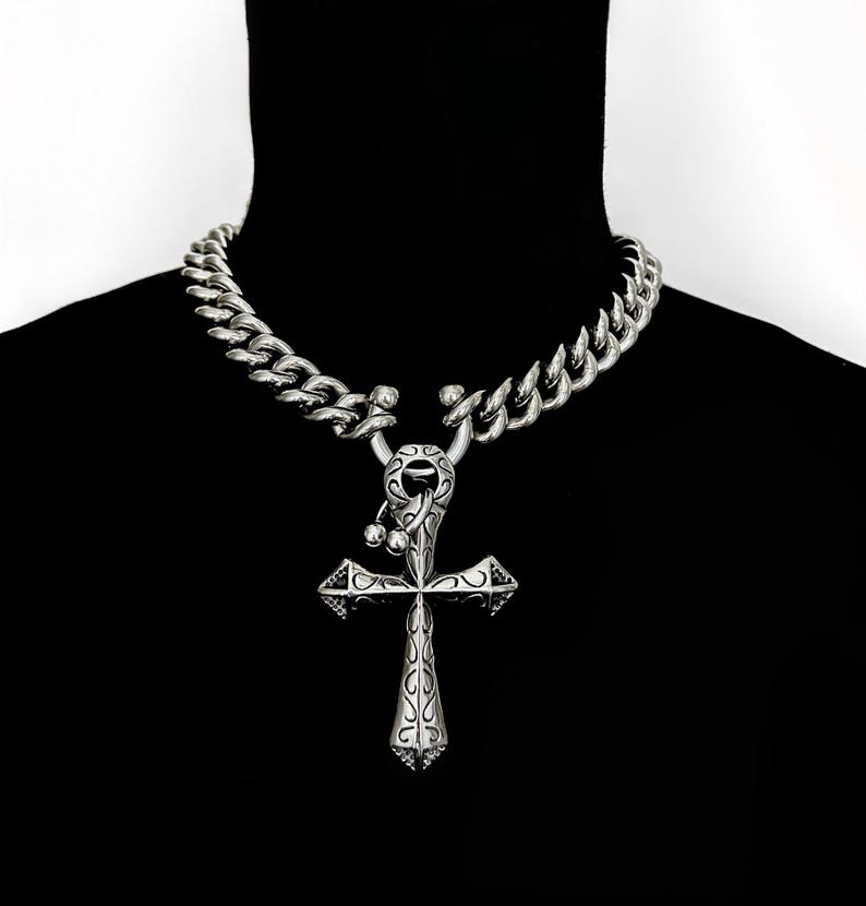 DOUBLE PIERCED CROSS