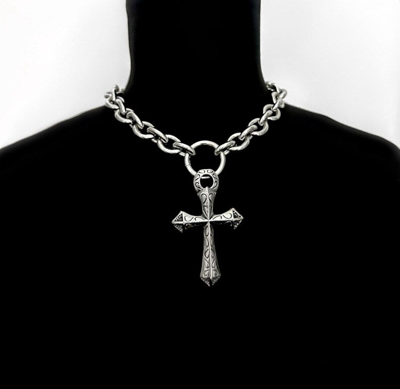 DAGGER CROSS
