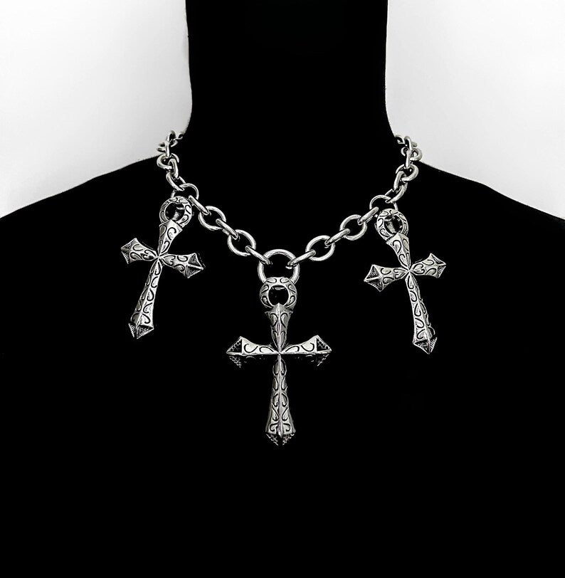 TRIPLE DAGGER CROSS