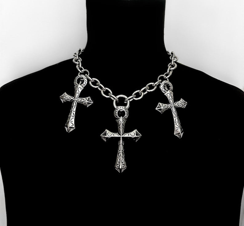 TRIPLE DAGGER CROSS
