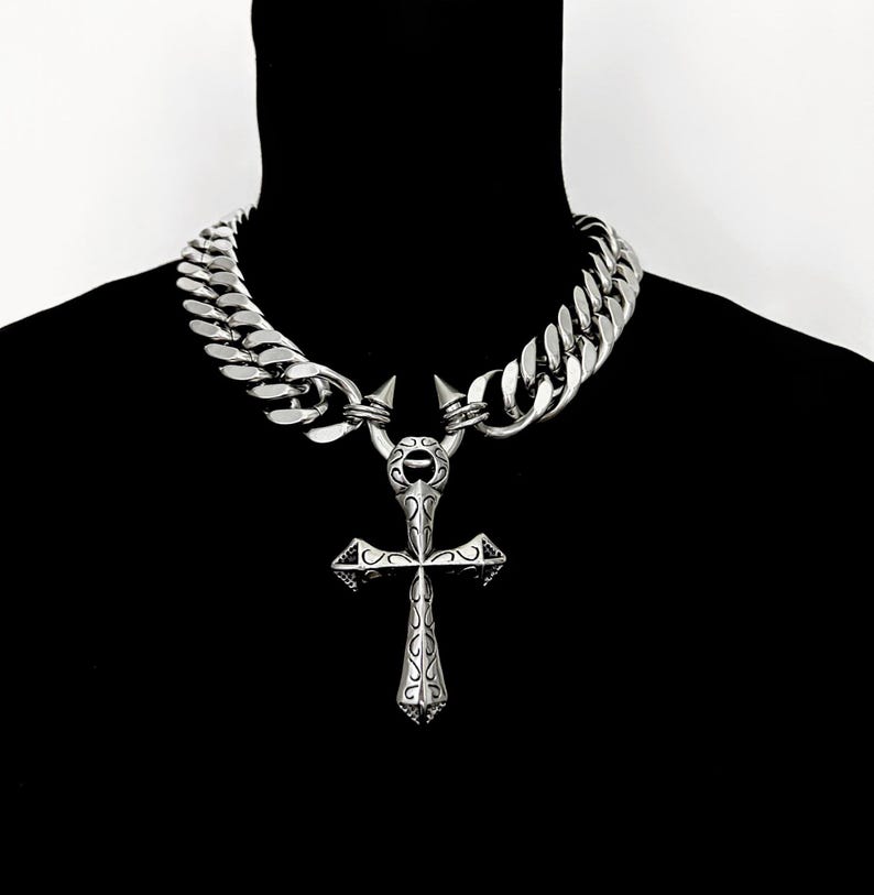 HEAVENLY CHAOS