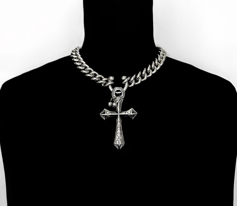 DOUBLE PIERCED CROSS