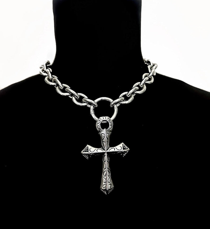 DAGGER CROSS