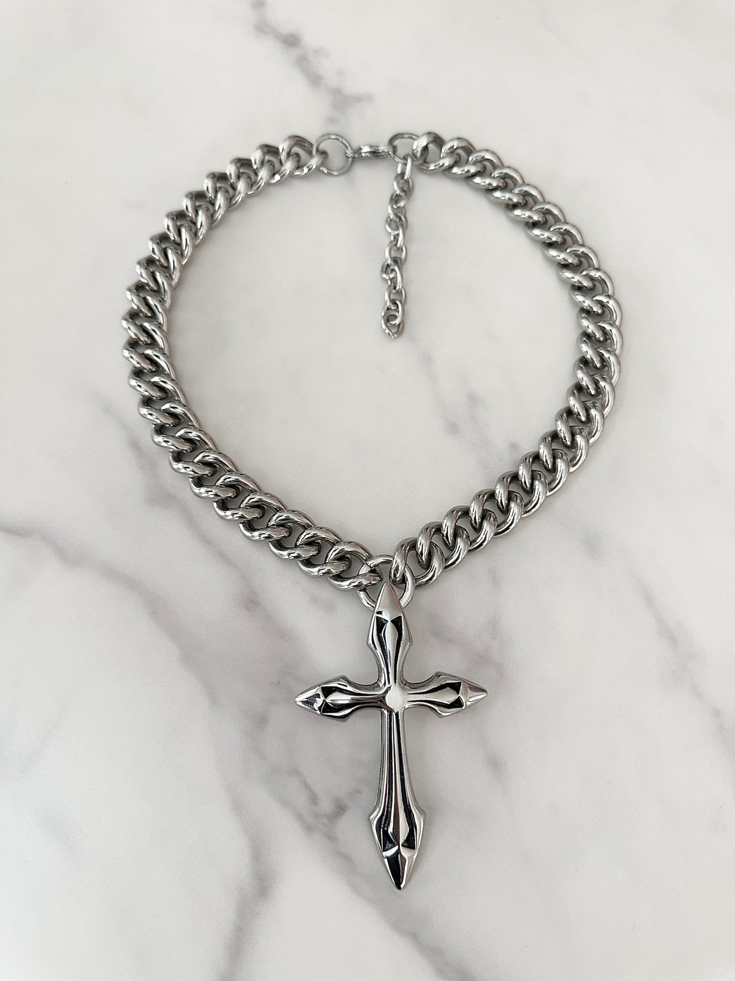 DAGGER CROSS