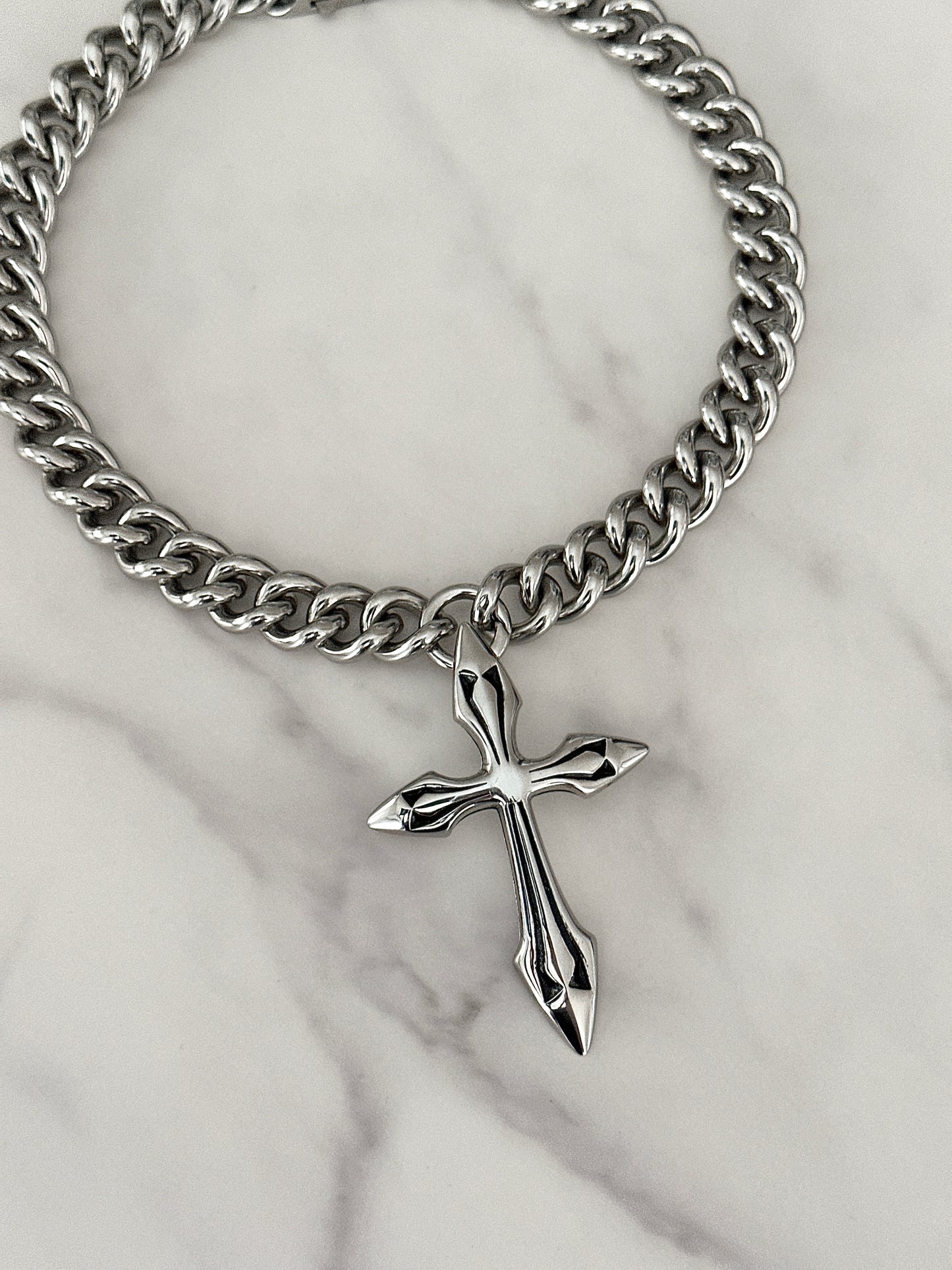 DAGGER CROSS