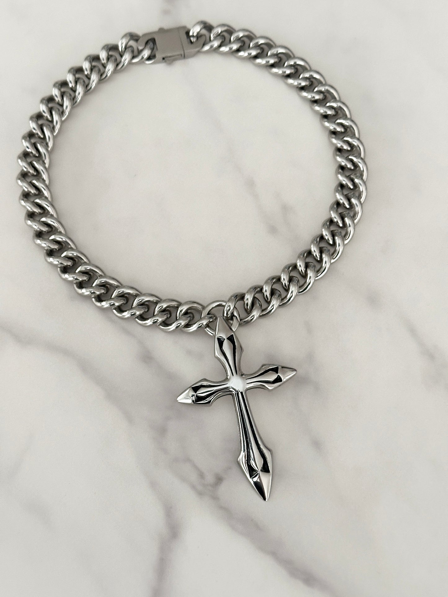DAGGER CROSS