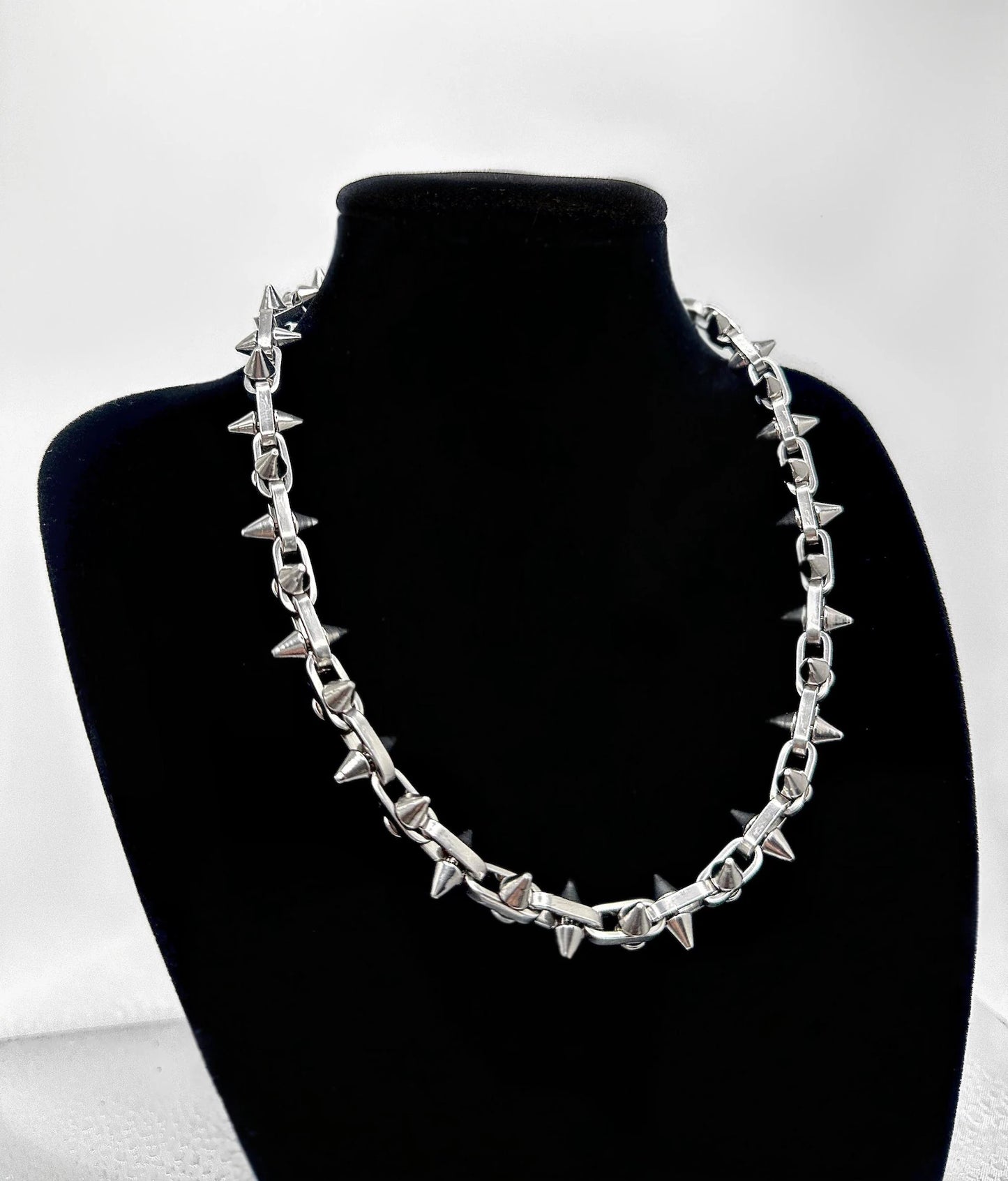 SPIKED LUXE