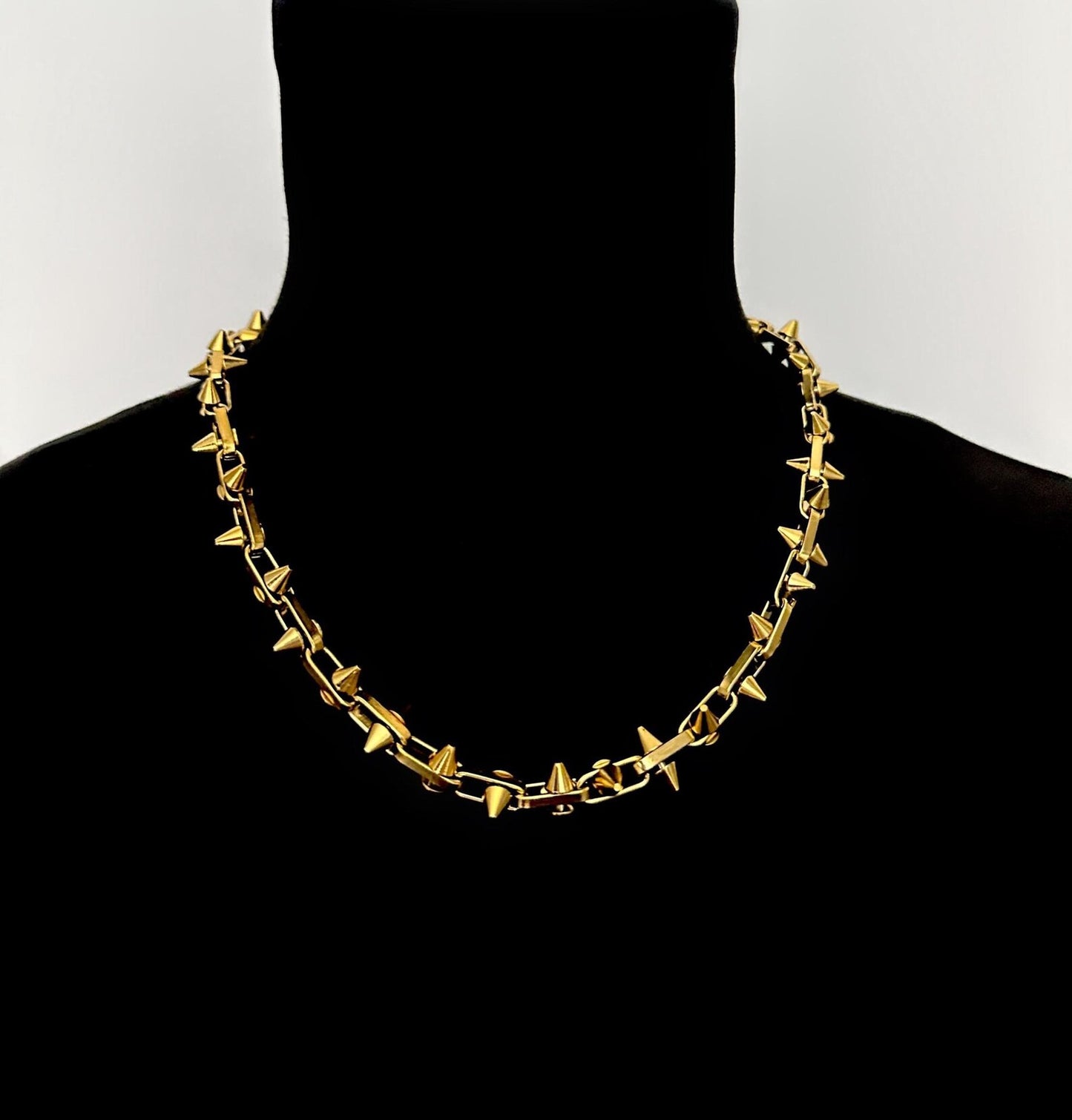 SPIKED LUXE