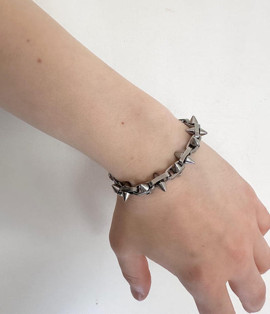 SPIKED BRACELET