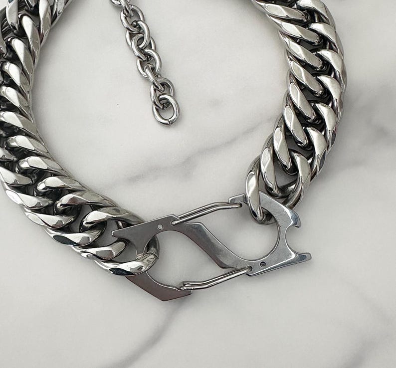 CYBER LUX CHAIN