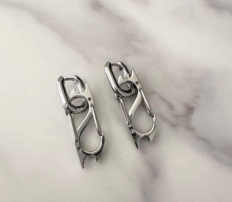 CYBER CLASP