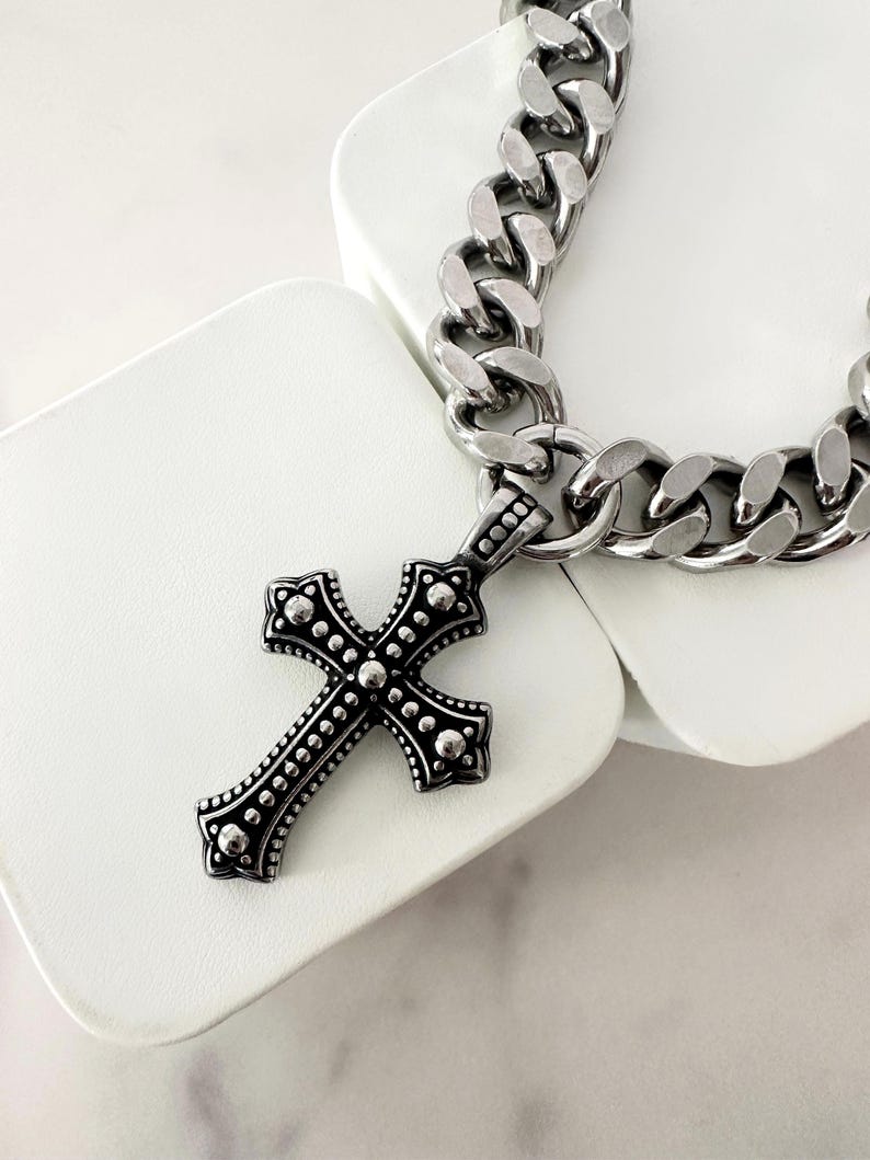 REBEL CROSS
