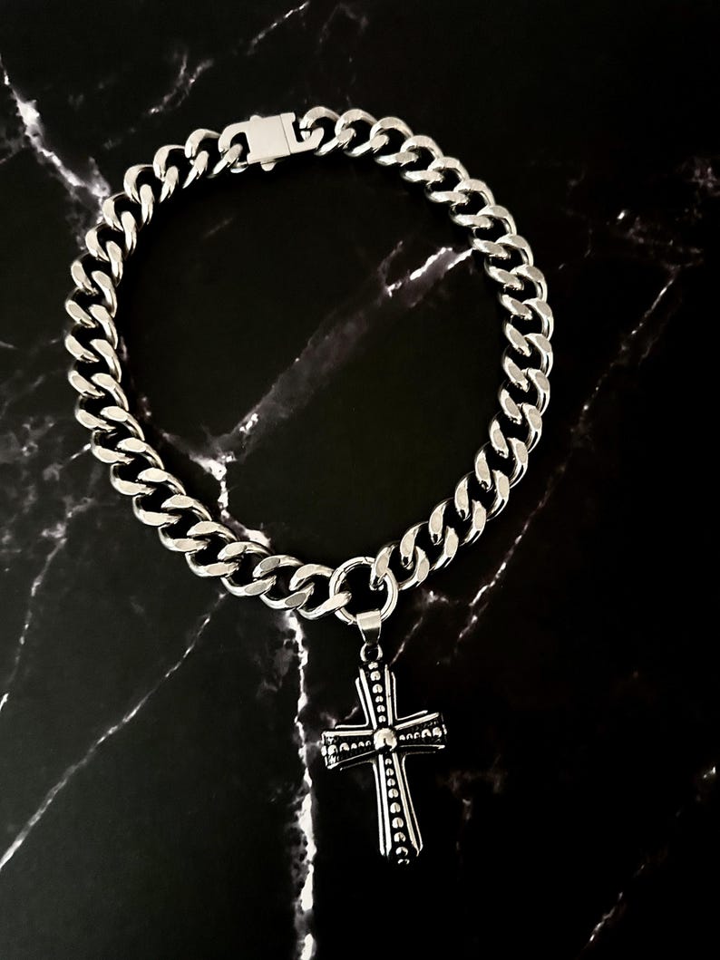 REBEL CROSS