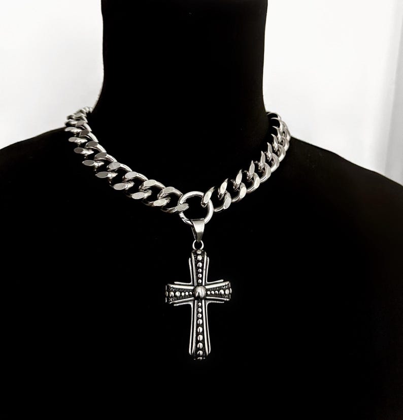 REBEL CROSS