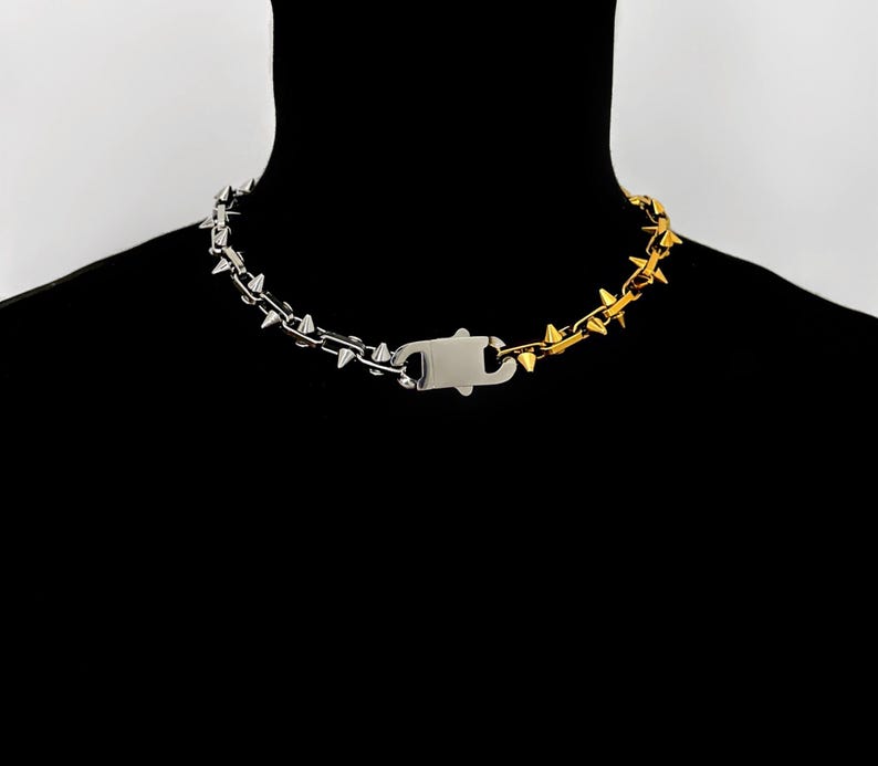 HALF GOLD HALF SILVER SPIKE CHAIN